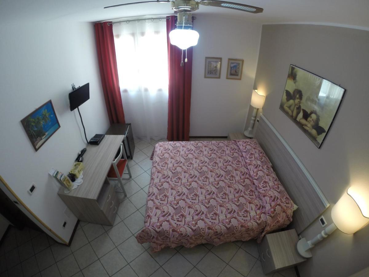 プレダッピオ Il Prato Bed & Breakfast エクステリア 写真